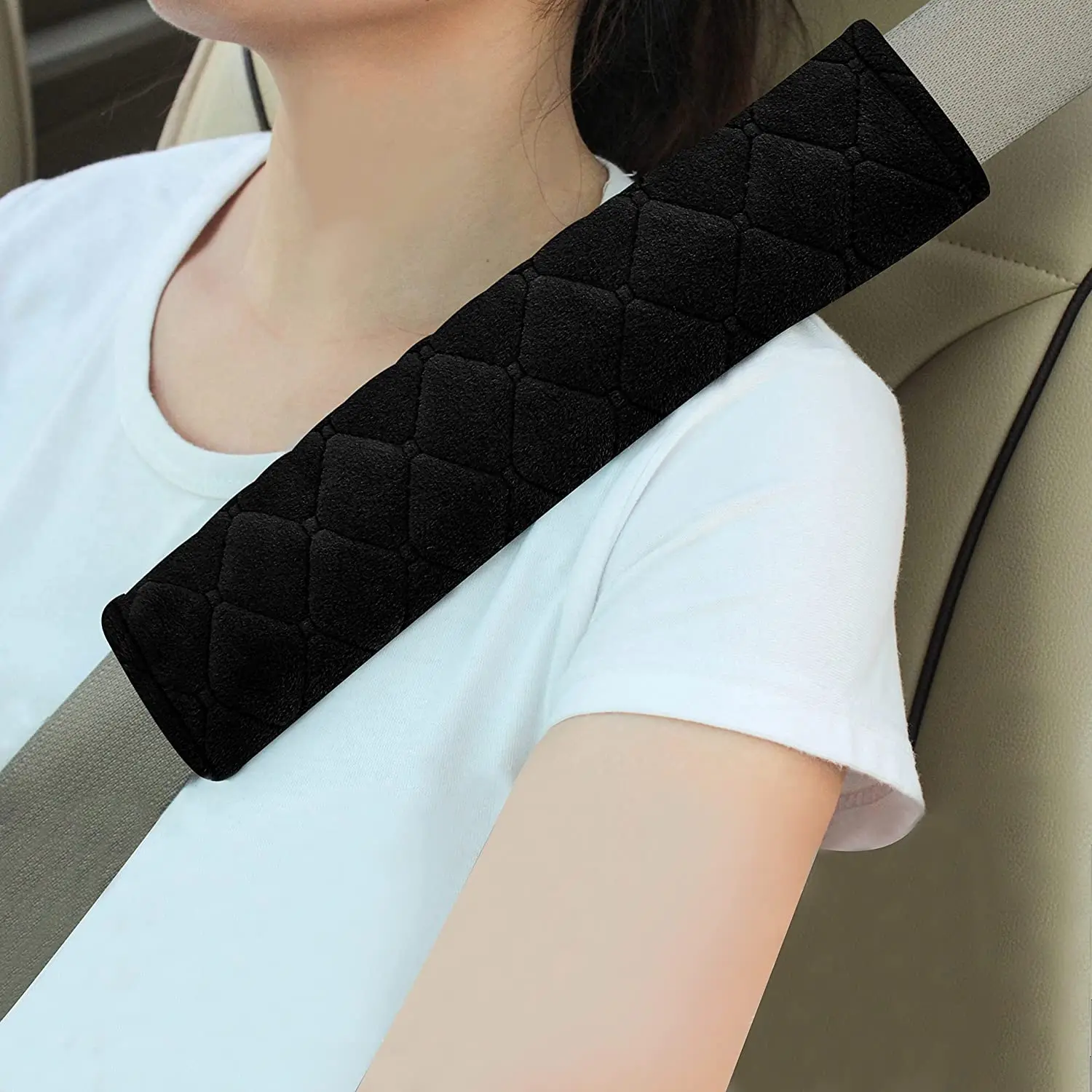 More comfortable driving Compatible with all cars and backpacks Black Soft Car Seat Belt Cover