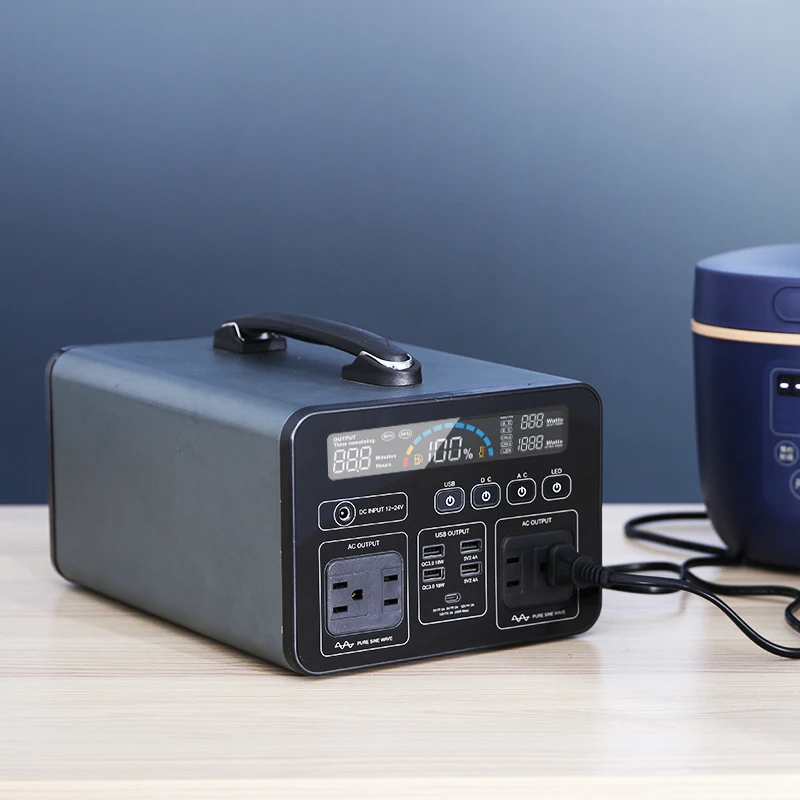 Best Selling Factory power station 500W 700W 1000W  comping use portable power station 220V Solar Energy System