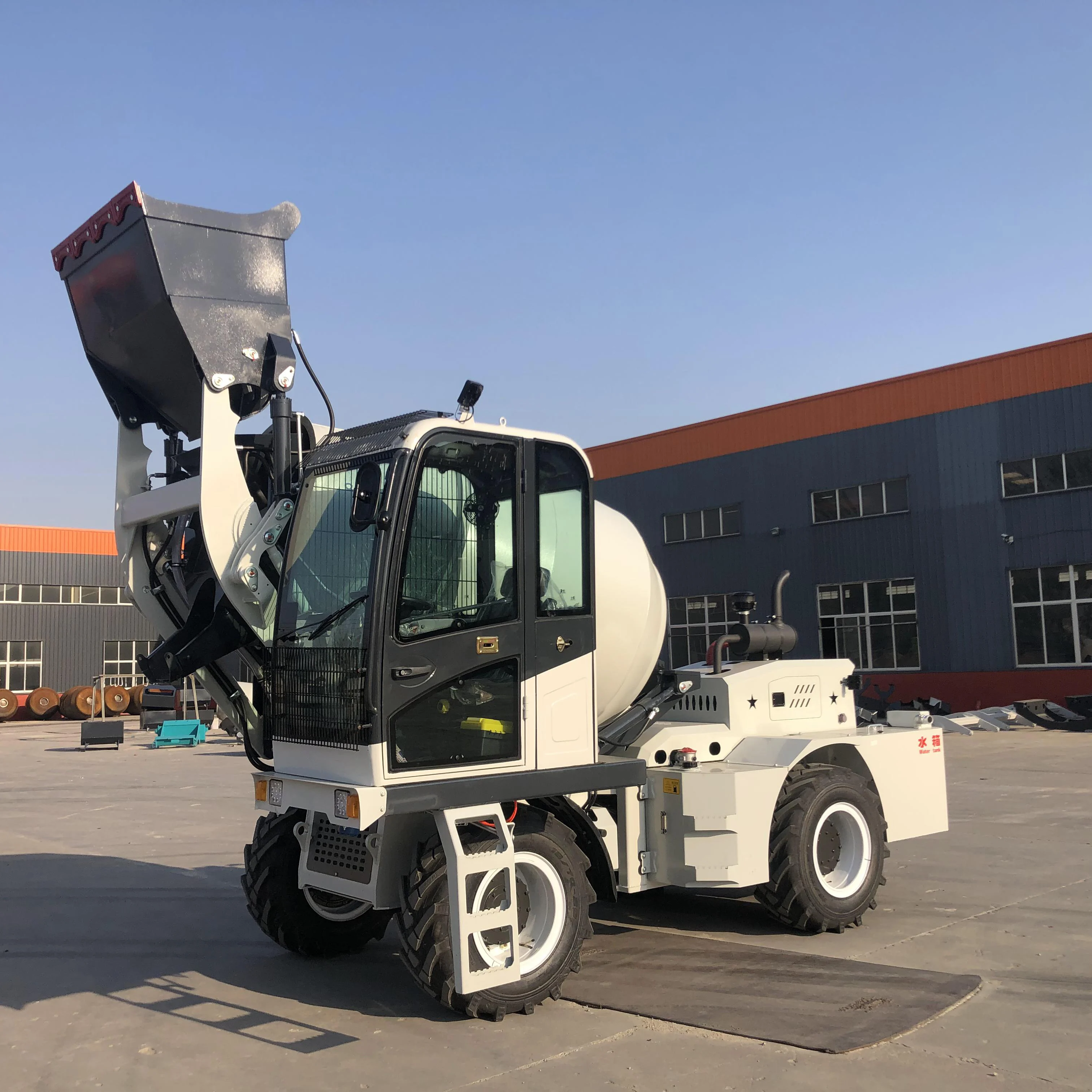 Chinese factory sale Automatic Weighing Mobile Self Loading Concrete Mixer Truck Self-Loading Rough Terrain Concrete mixer