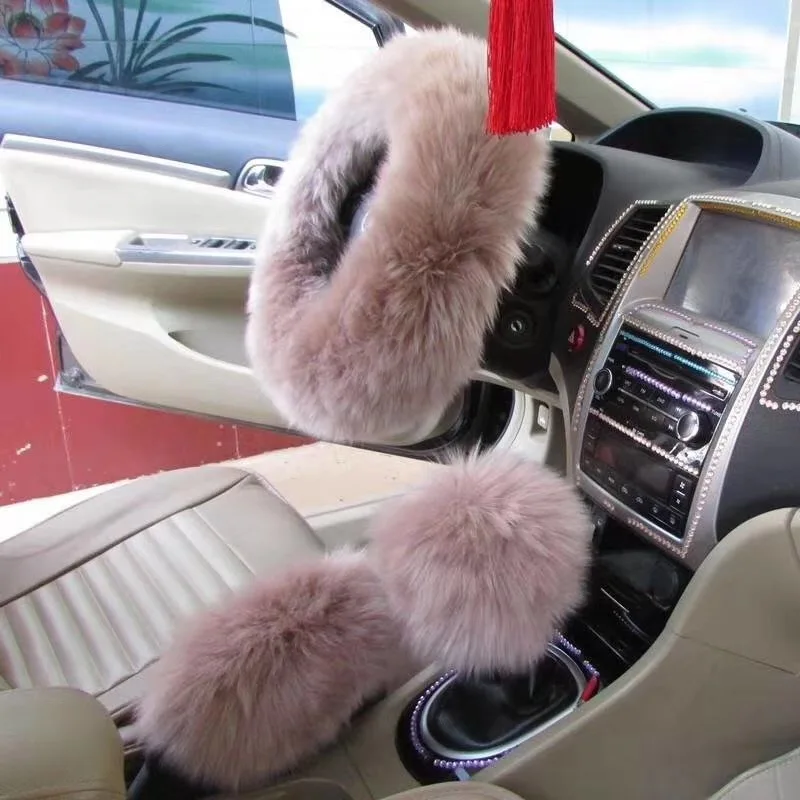 
Winter Super Soft Plush Car Steering Wheel Cover Universal Warm Faux Fur Auto Handlebar on the Steering Wheel Braid Beautiful 