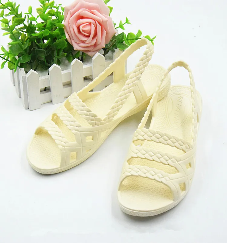 Hot Fashion Women Flat Sandals Dress Summer Flat Casual Women Shoes Diamond Buckle Slipper Shoes Daily Wear Party for Women