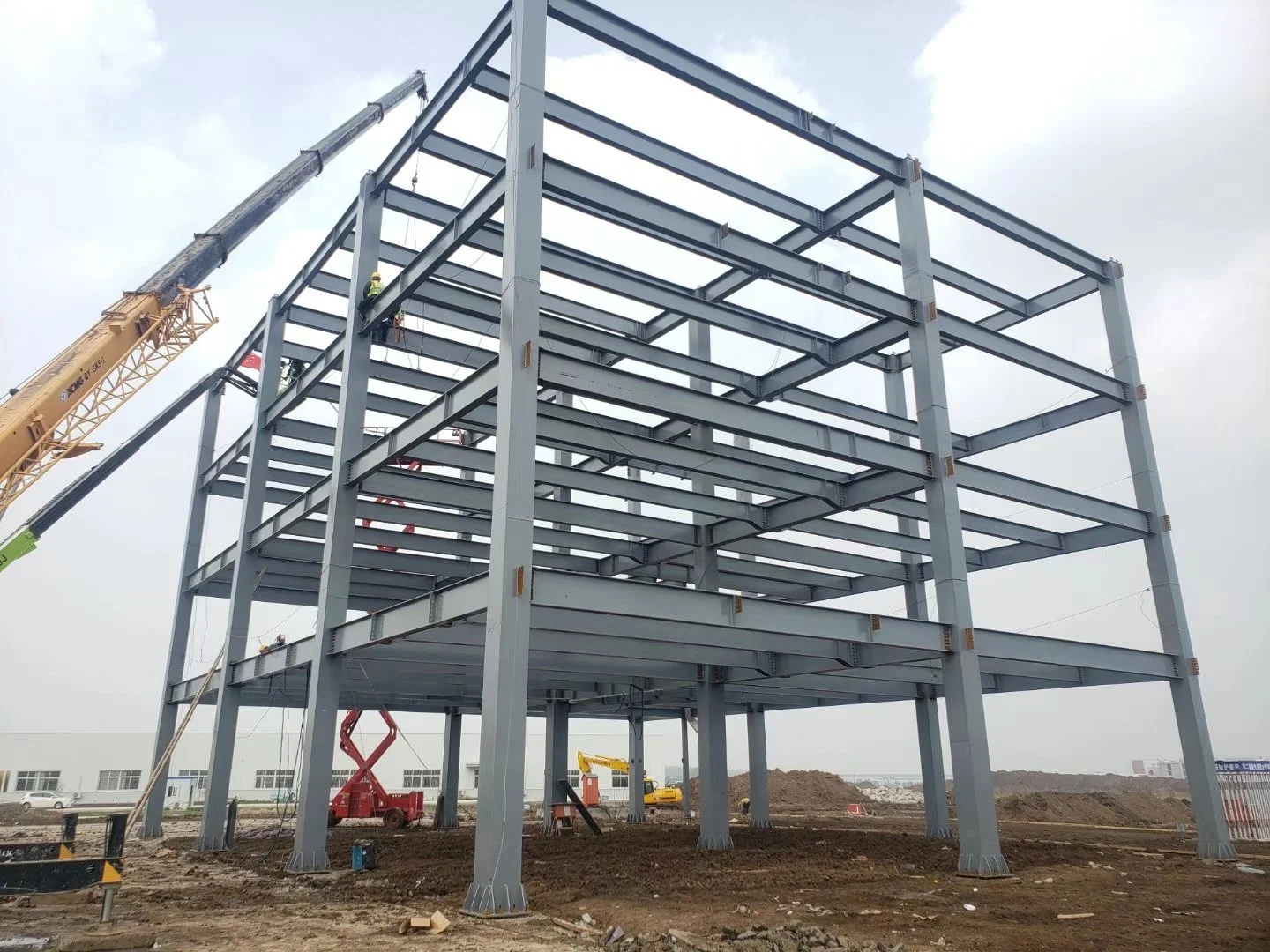 Light Weight China Prefabricated Steel Structure Office Building Pre-Engineered Steel Workshop Warehouse Hall