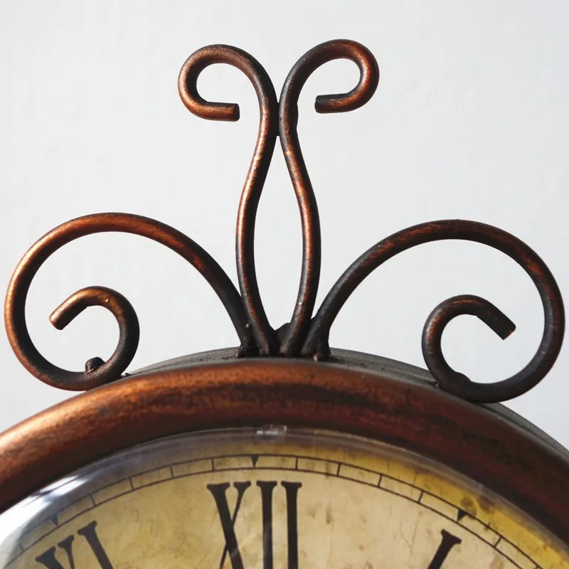 European vintage iron art clock silent  seat clock wholesale desk clock iron art metal decoration