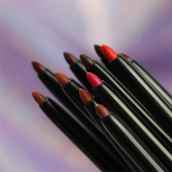 High Quality Retractable Cream Lip Liner Private Label High Pigment Matte Lipliner Make Your Own logo Waterproof Lip Liner