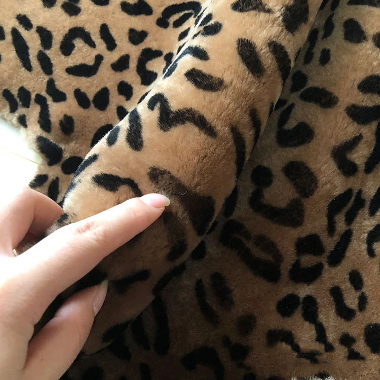 Natural Fur Lamb Skin Pelt Leopard Printed Real Fur Skin