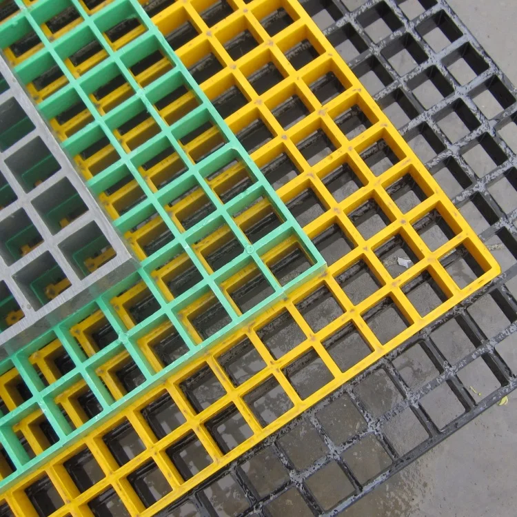 Hongwo Low-Priced grp smooth grating 25mm thick, 38x38mm square mesh, 1.3x3.91meters for corridor