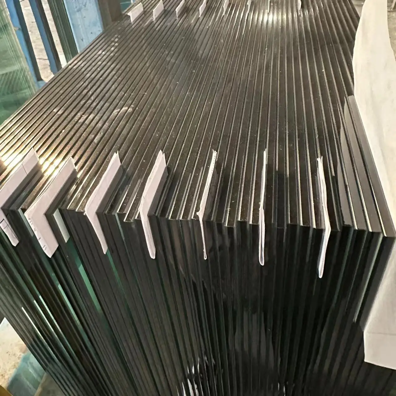 competitive price 8+8+8mm bulletproof tempered laminated glass with SGP PVB film for bullet proof glass window