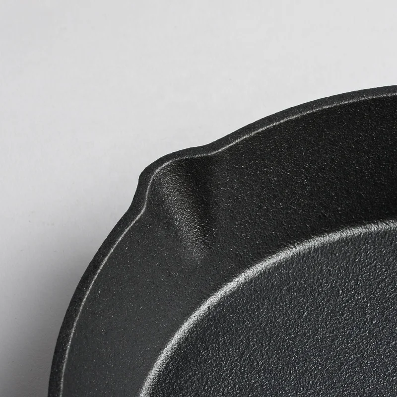 preseasoned cast iron skillet