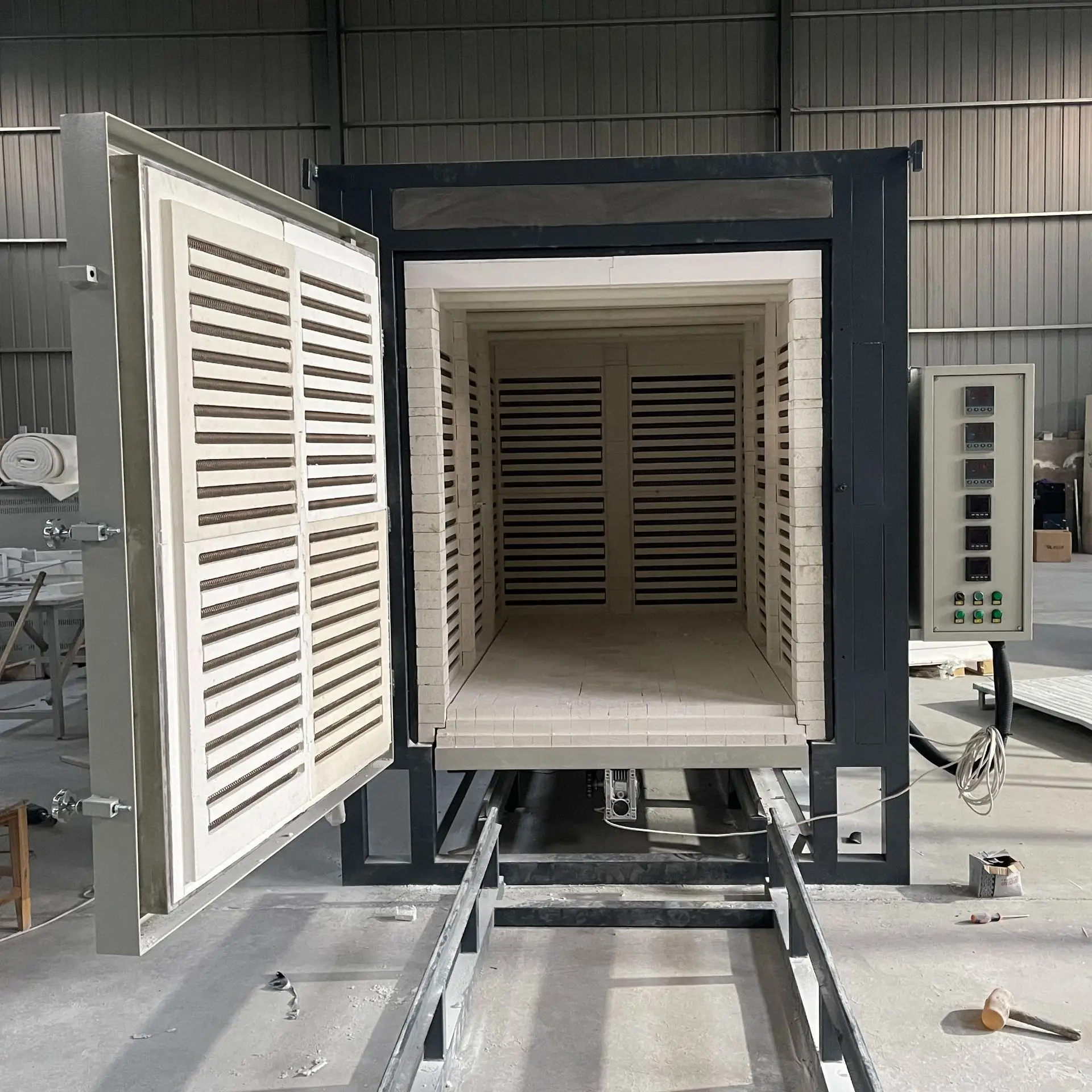 High Temperature Muffle Furnace Electric Kiln For Bricks Calcium Oxidefor Ceramics And Pottery Oven Calcium Oxide