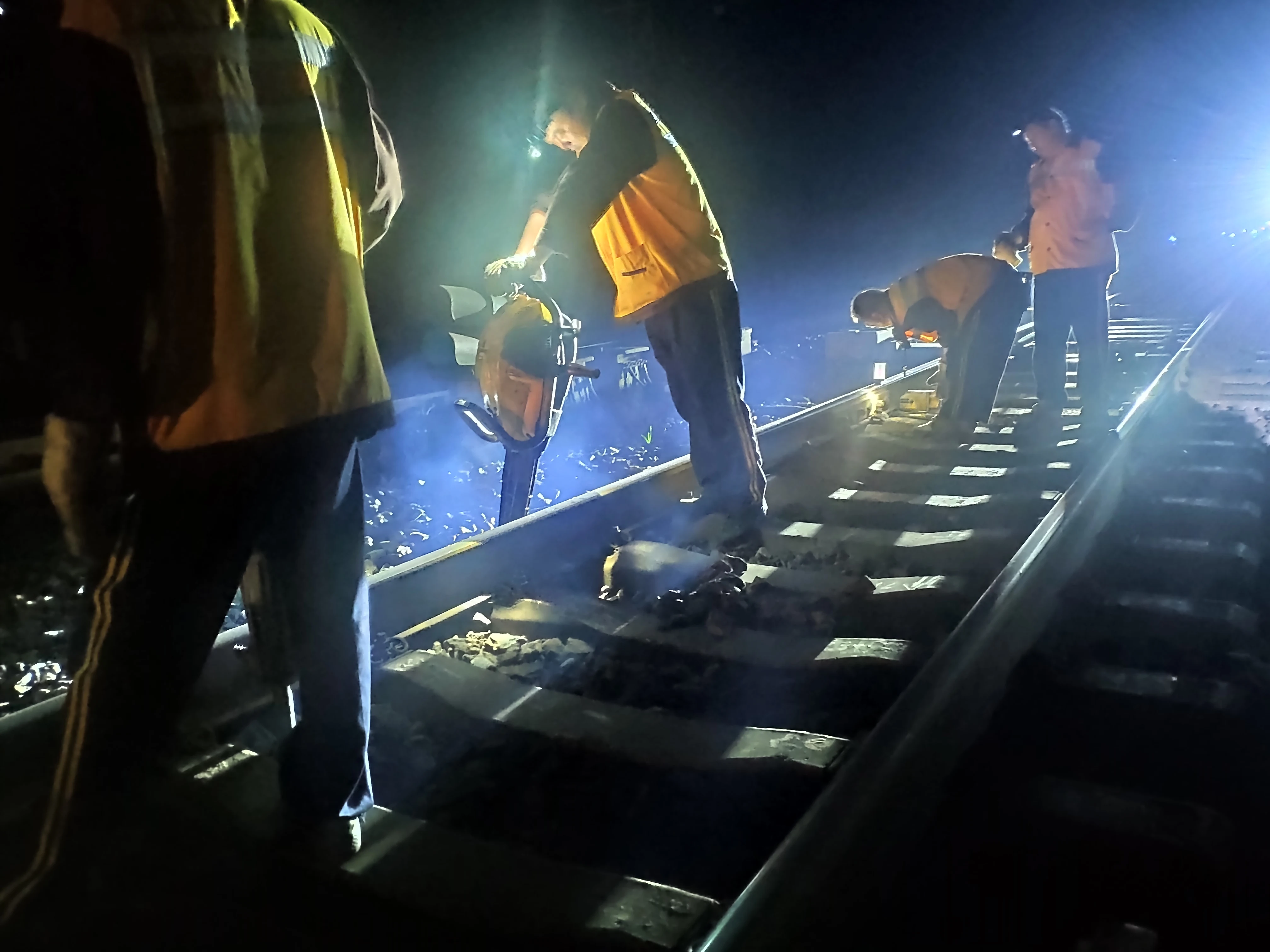 Лазерное устройство для выравнивания, запчасти для железной дороги, оборудование для обслуживания железной дороги