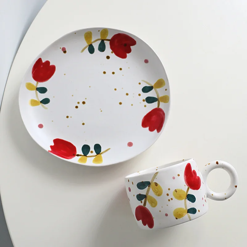 Newest hand painted flowers pattern irregular ceramic plate for gift