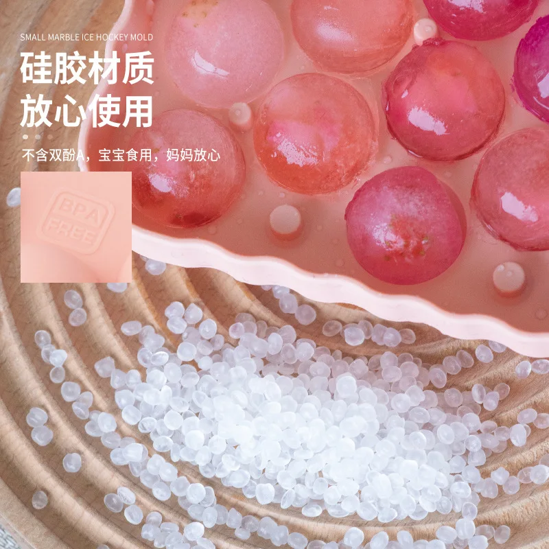 Easy Release Silicone Ice Cube Molds BPA Free Round Ice Cube Tray Ice Balls Maker With Lid