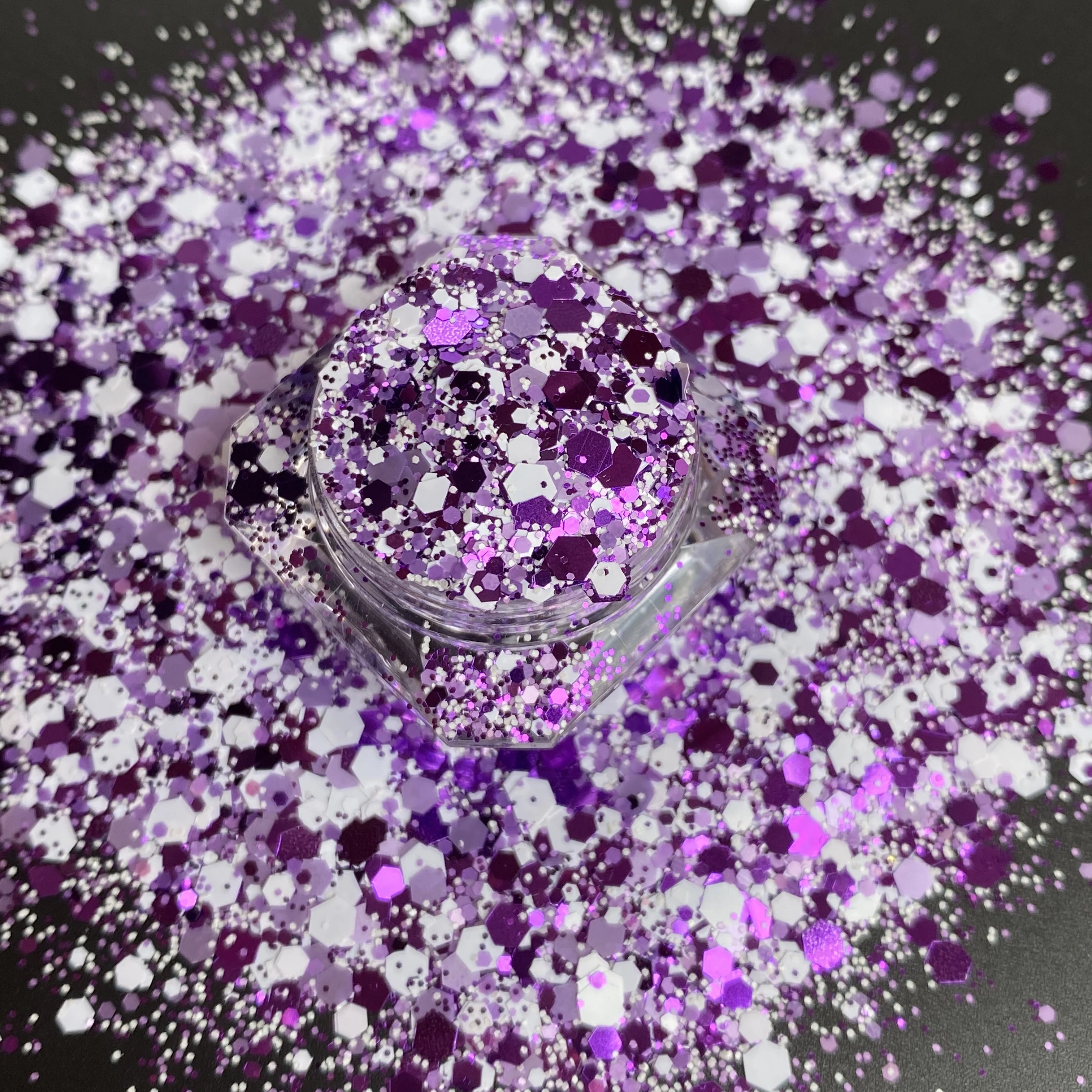 Bulk Glitter Wholesale Solvent Resistant Metallic Chunky Mix Nail Glitter 1kg for Nails Crafts Tumblers Epoxy Resin