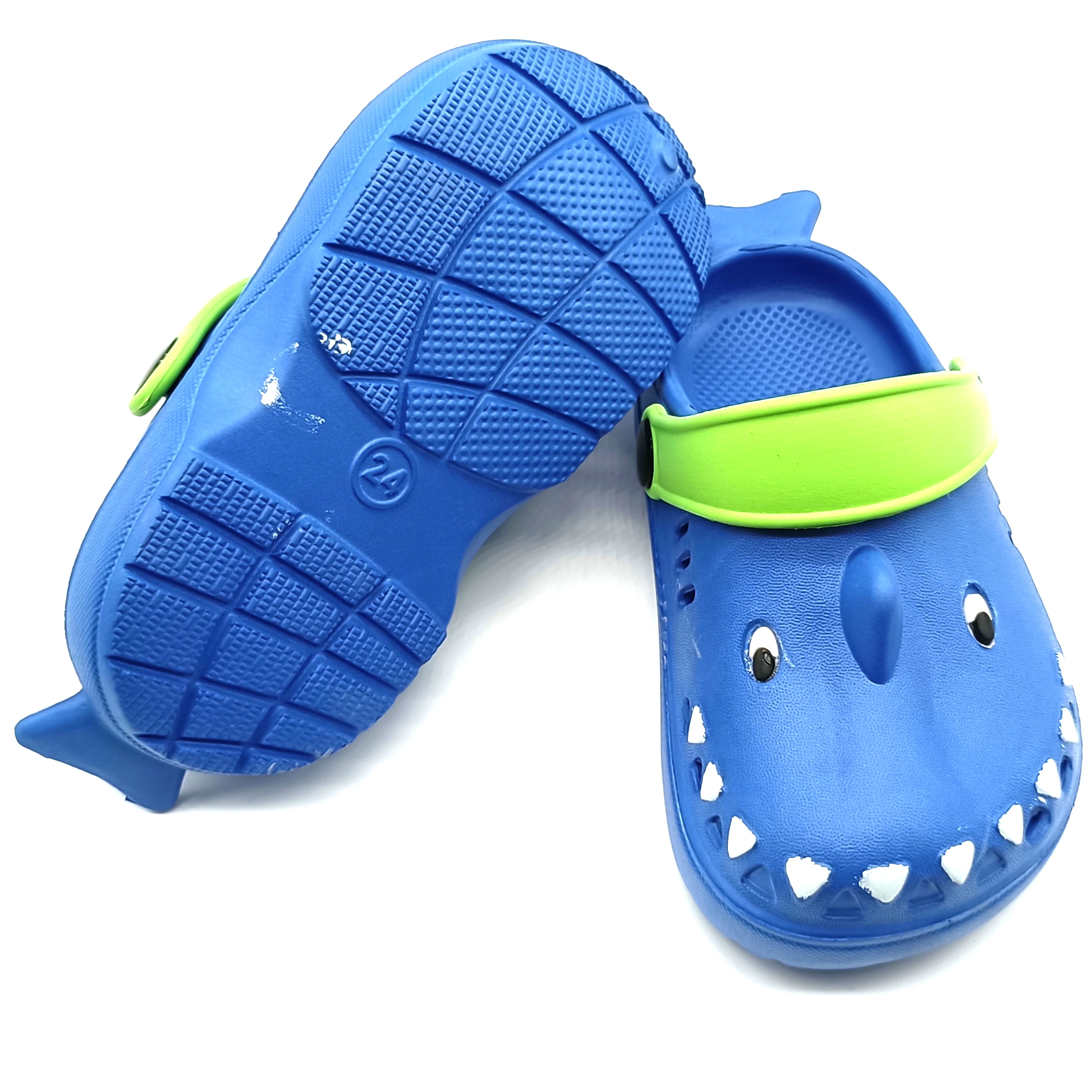 Summer Non-Slip Lightweight EVA Outdoor Clog Cute Cartoon Shark Slippers Baby Clogs Garden Shoes