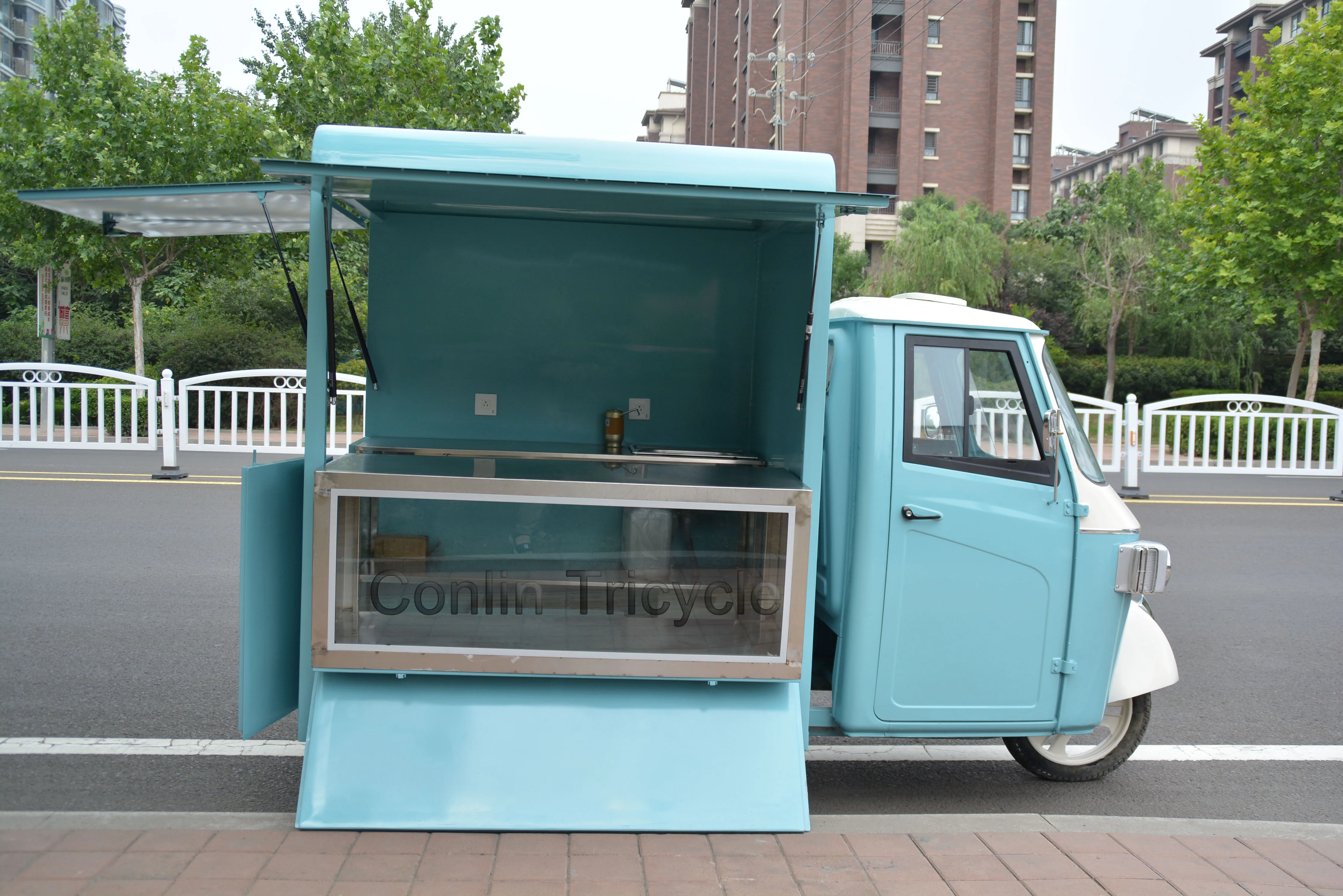Mobile  retro electric moto food cart tricycle electric bike ice cream shop for sale