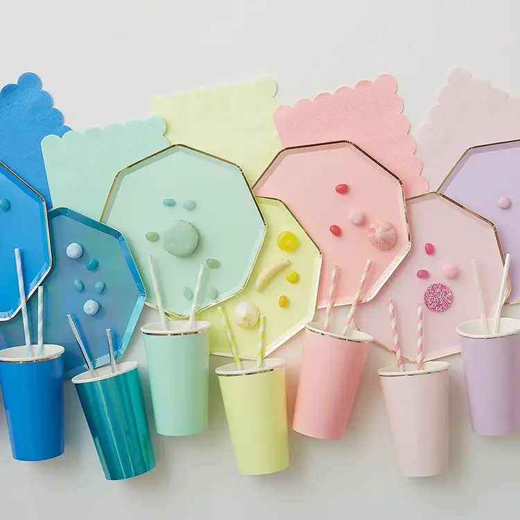 Одноразовая однотонная бумажная