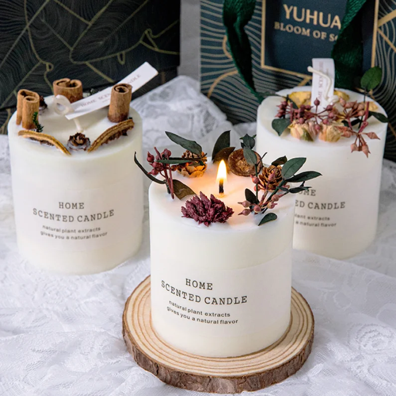 Beautiful Beeswax Pillar Candles Wedding Candles Gift Candles Wholesale Easter Ramadan Home Decoration for Halloween Christmas