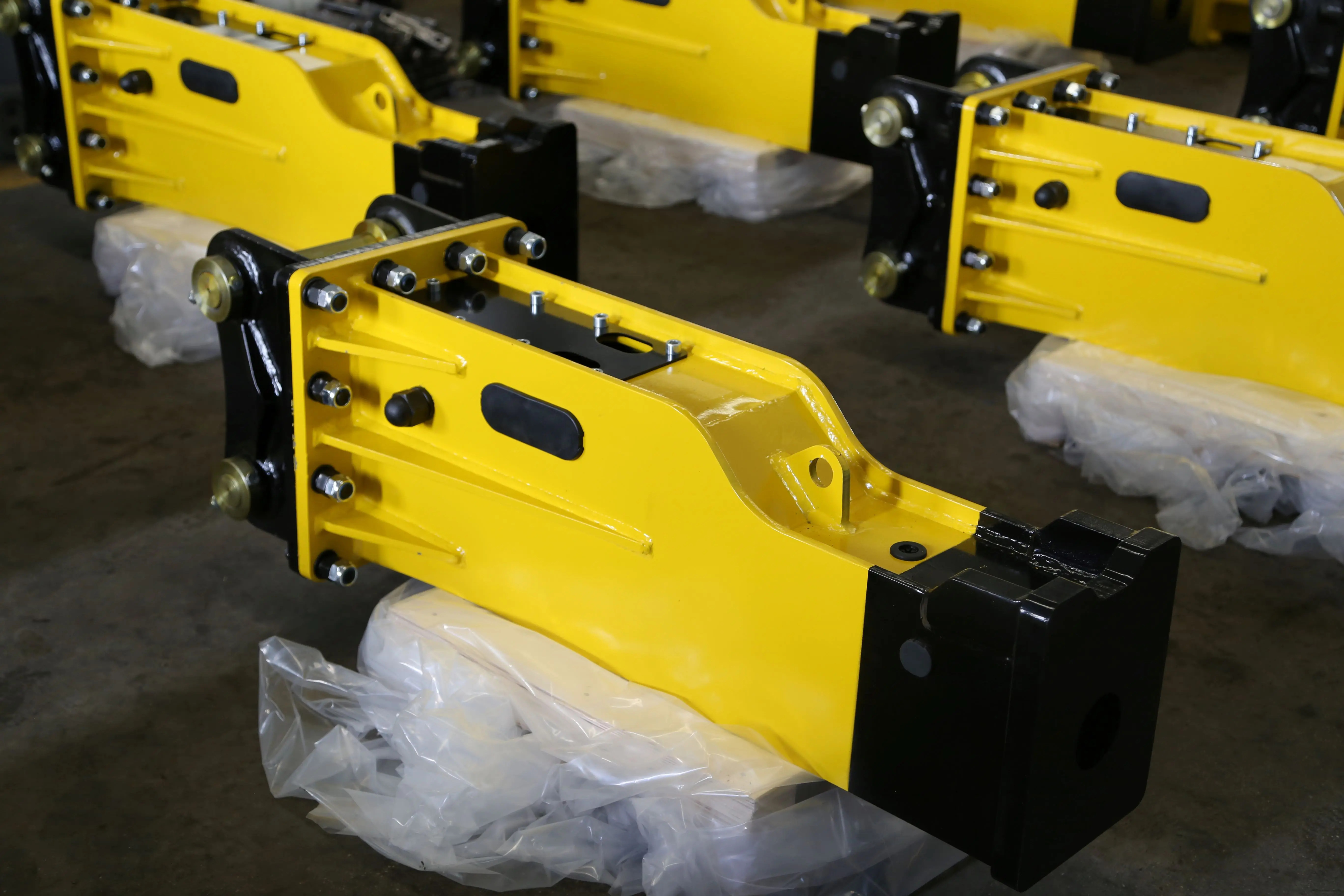 Factory Direct Sale Sb40 Hydraulic Hammer For Hard Rock Crushing Operations Hydraulic Breaker 5-7ton Excavator