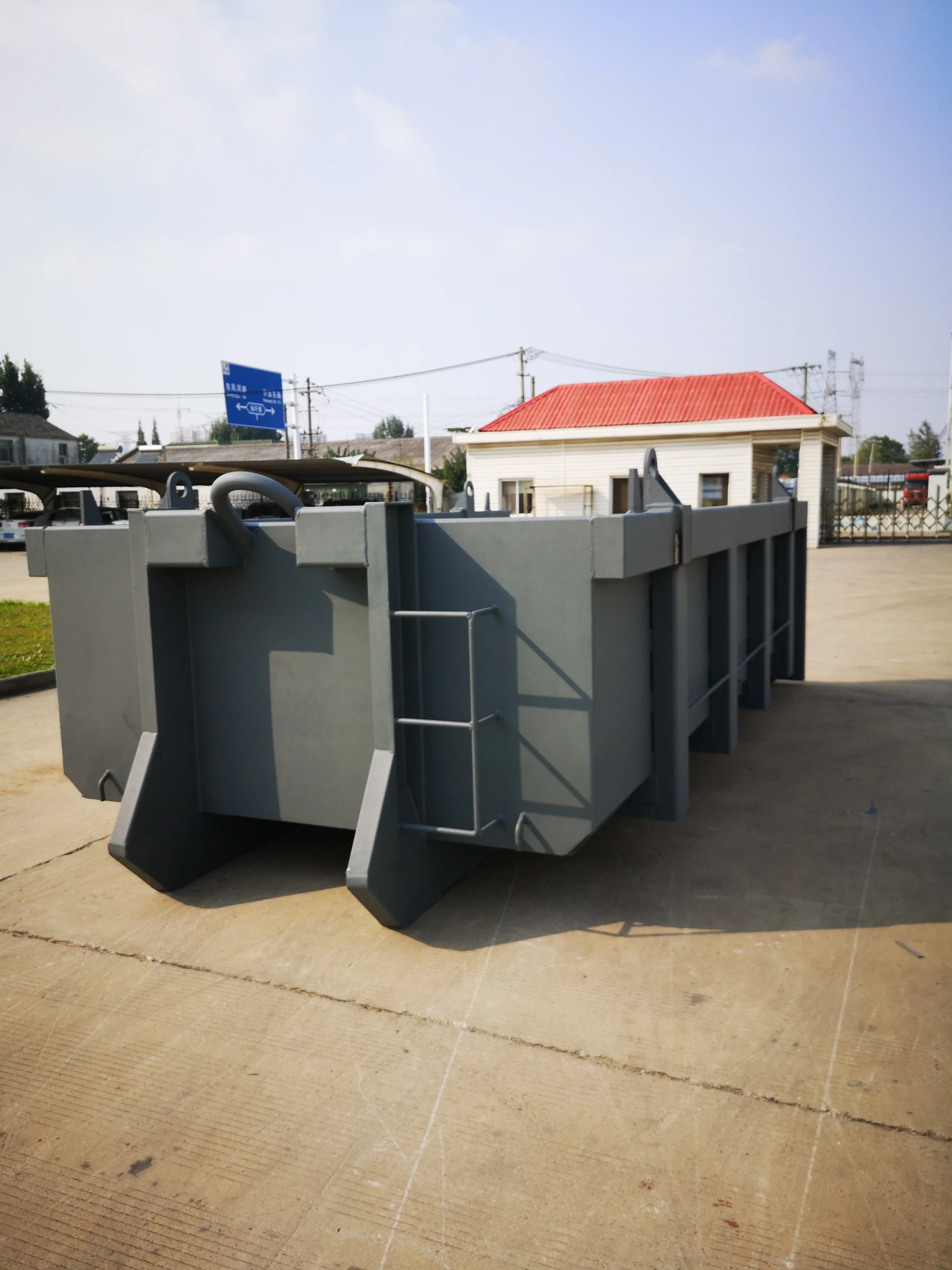 Hooklift bin waste managment open top stackable hook lift dumpster