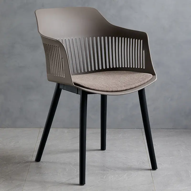 Factory Wholesale Low Price Italian Design Cafe Restaurant Dining Chair Plastic Kitchen Dining Chair on Sale