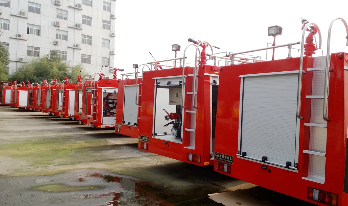 ISU-ZU Giga 16-ton water fire fighting truck