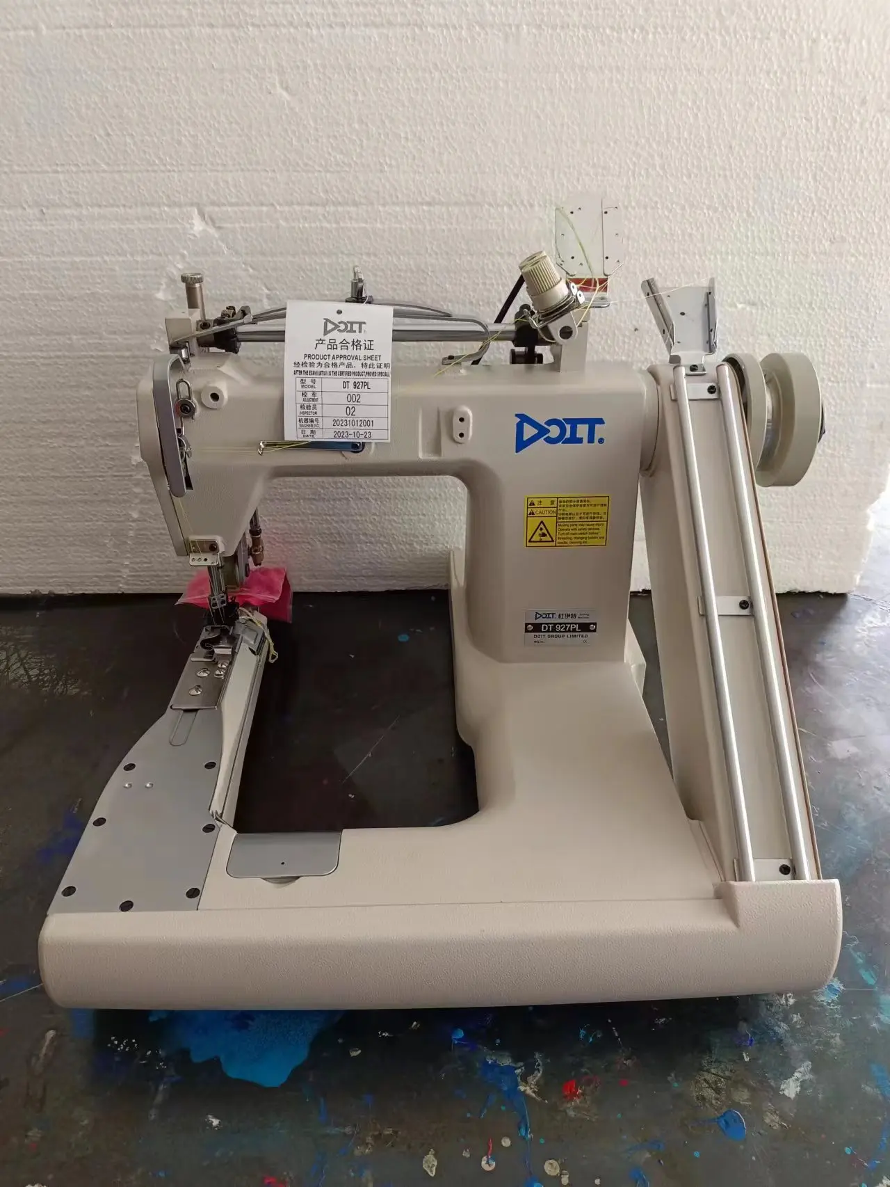 DT 927 High-Speed 2-Needle Feed-Off-The-Arm Chain Stitch Industrial Sewing Machines For Sale