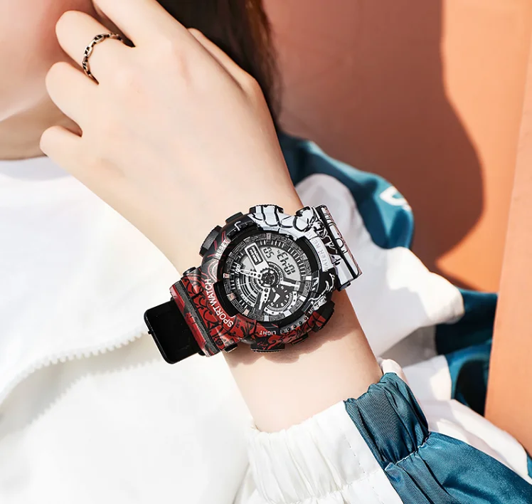 Cool One Piece Co-branded Digital Watch Cheap Life Waterproof Beautiful Digital Watch Hot sale in 2021