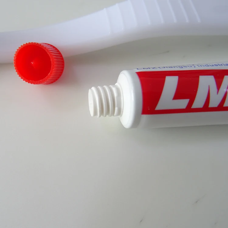 Китайский завод бесплатный образец Пользовательский логотип гостиничная зубная щетка с мягкой