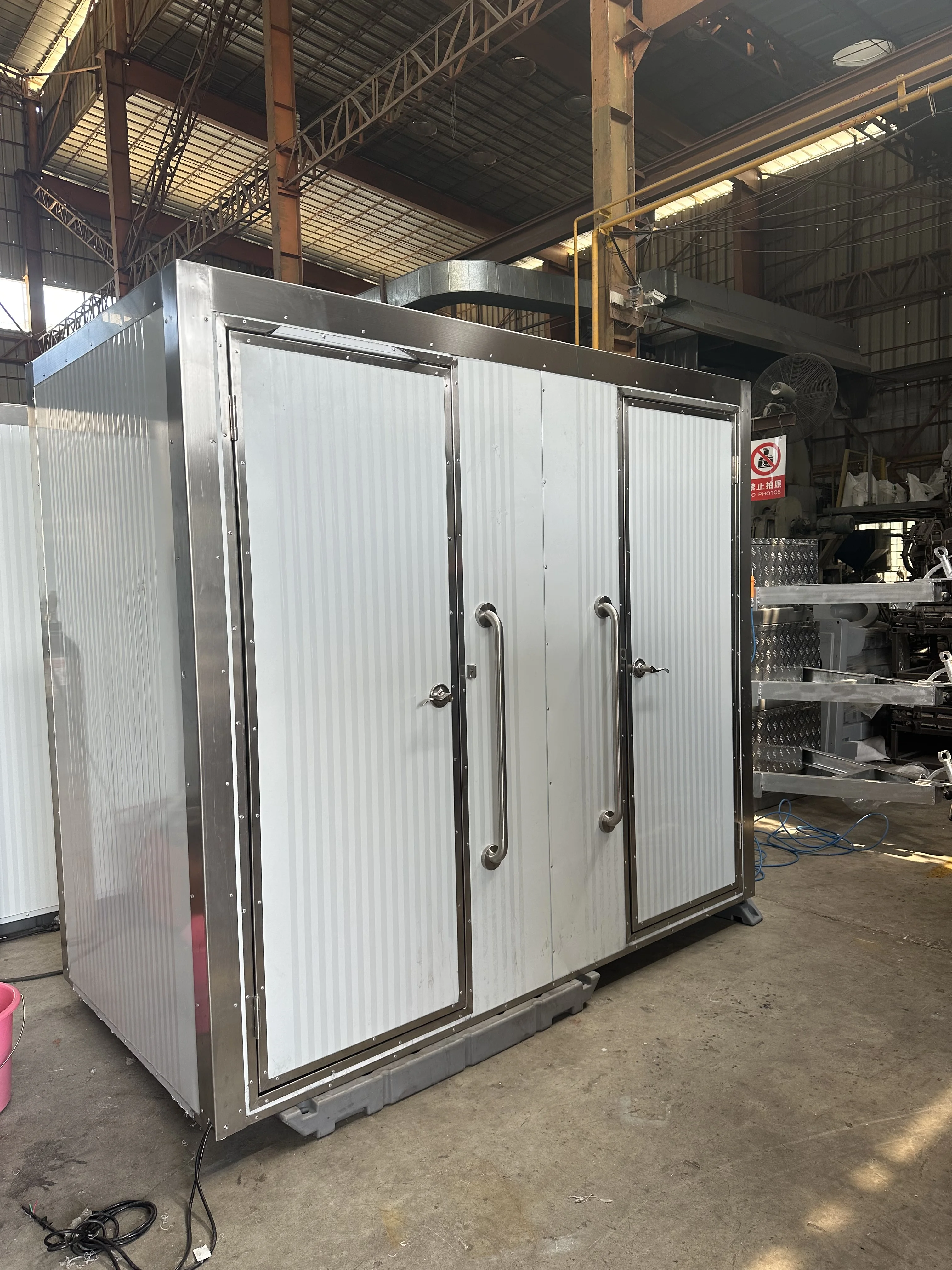 trailer portable toilets mobile plastic Wecare Restrooms Outdoor Mobile Plastic Bathroom Trailer Washroom Camping Toilet