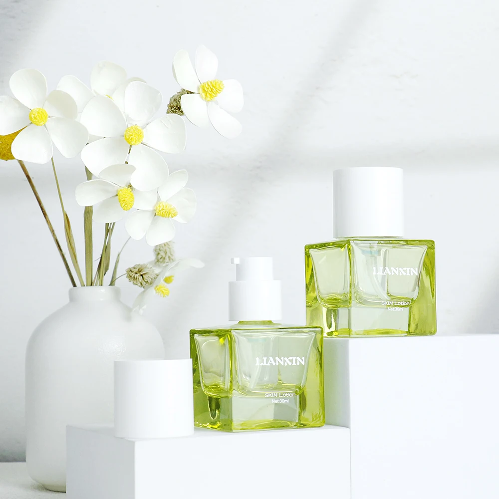 30ml Green Skin Care Face Glass Cream Jars Empty Glass Wholesale Cosmetic Jar Cosmetic Pump Bottle