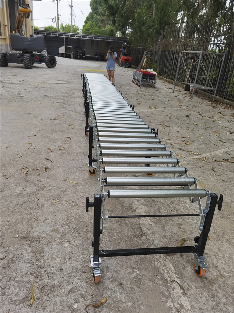 CE Certificate Manufacturer Customized Free Roller Conveyor with Mobile Wheel