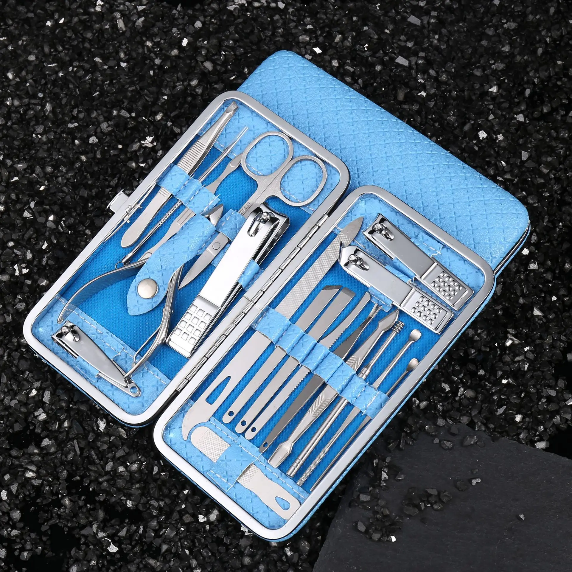 Pedicure nail clippers wholesale manicure set 19 sets of nail clipper professional nail care kit