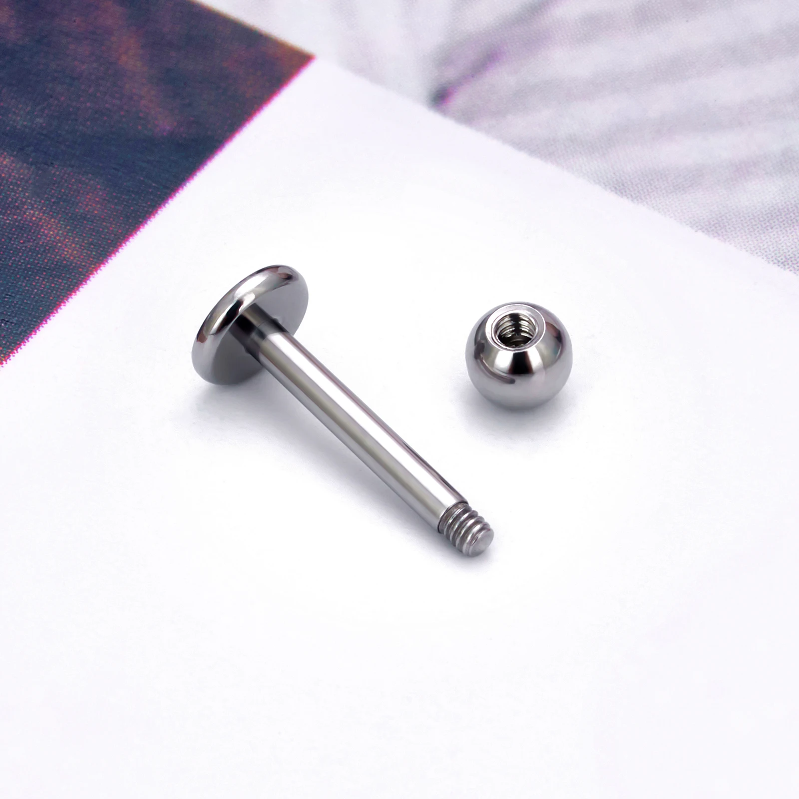 Wholesale G23 ASTM F136 Titanium Zircon Nose Stud Labret Internal Thread Push in Lip Ring Ear Tragus Lobe Body Piercing Jewelry