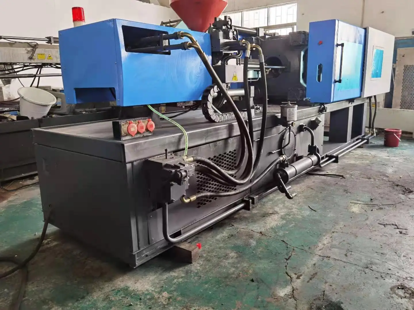 used 250 ton  injrction molding machine haitian MA2500 servo motor  used injection machine sale