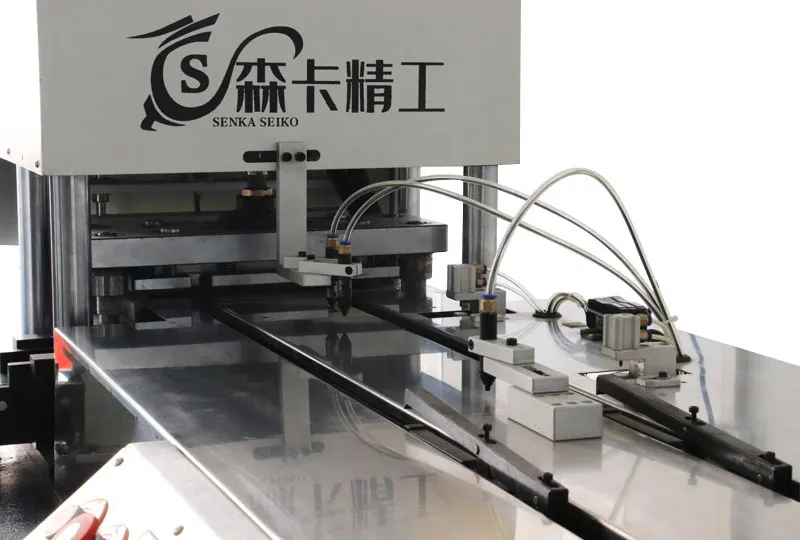 High Speed Name Cards Die Punching Machine PVC Playing Cards Cutting Machine