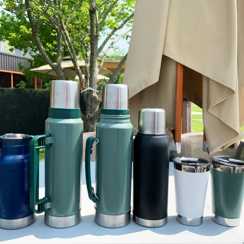  1.9L/64OZ Wholesale 18/8 double wall thermos bottle stainless steel Beer Growler with