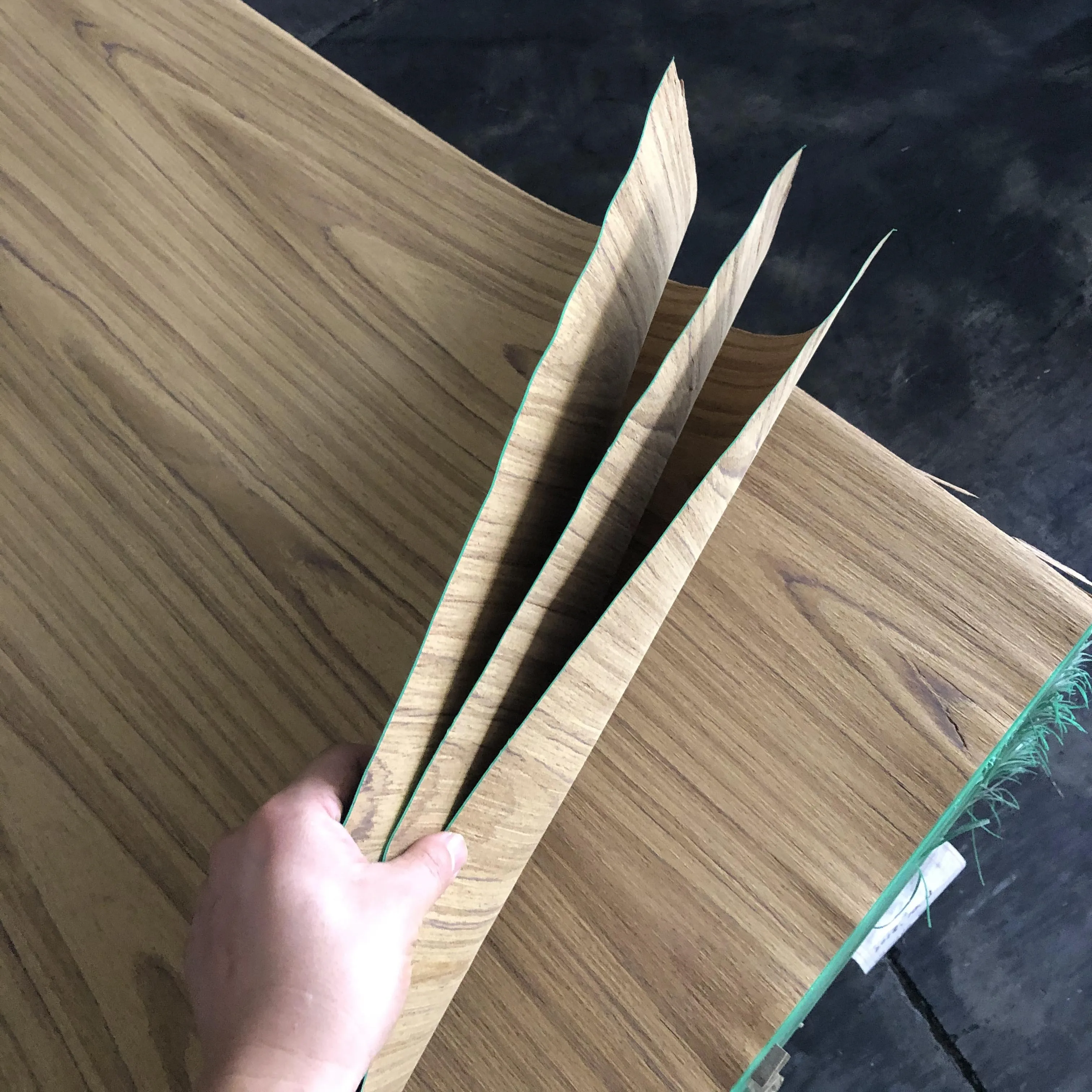 Premium Quality Engineered Economical Hardwood Flooring Engineered Teak Wood Veneer Sheet Teak Veneer Plywood for Flooring