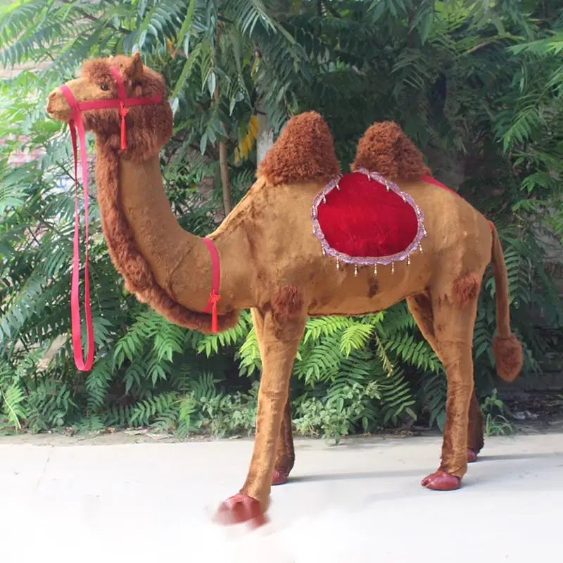 Shopping Mall Window Decoration Simulation  Camel Model Large Commercial Promotion Activities Event Decoration Camel Model