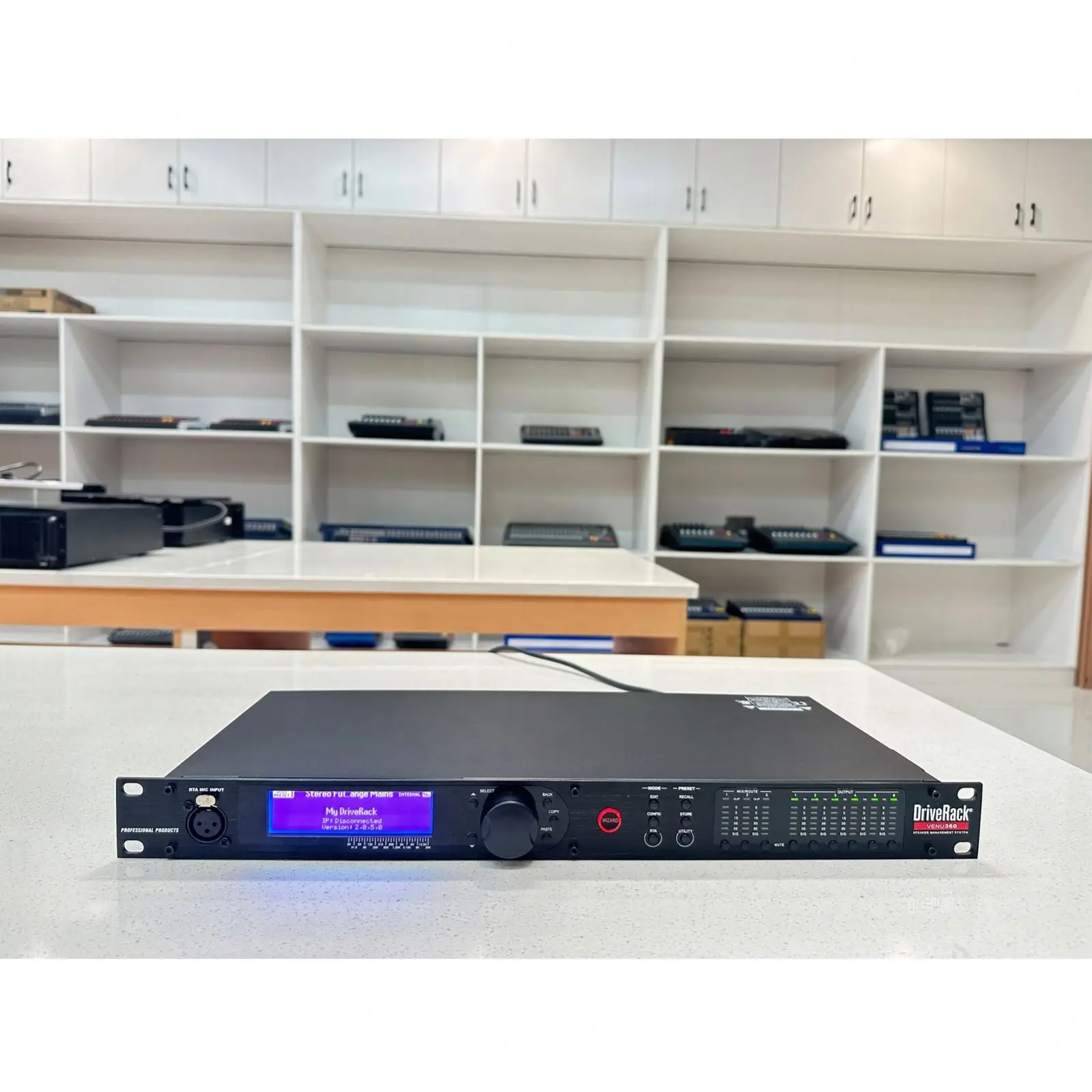 DriveRack VENU360 3 в 6 из профессионального аудио