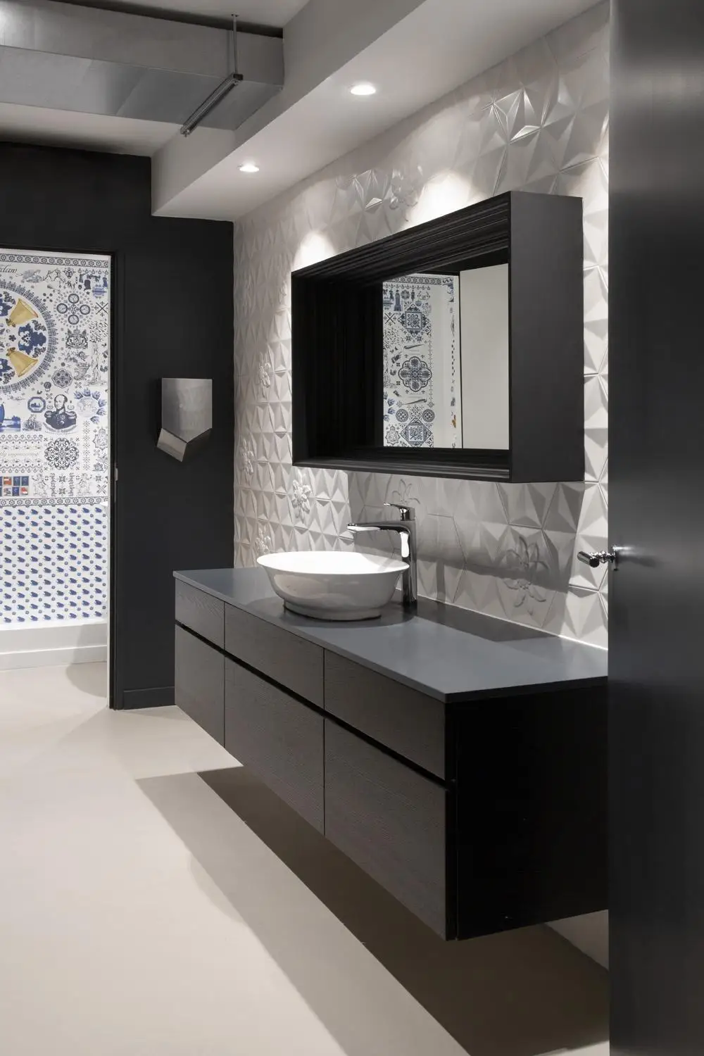 Foshan Manufacturer White Calacatta Artificial Quartz Stone Used for Kitchen Counter