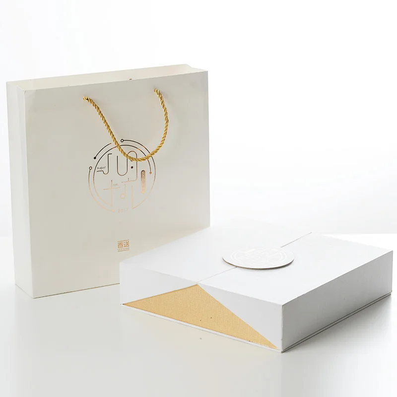 Eco Friendly Custom Made OEM Print Recycled Packaging Perfume Cosmetic Gift Dessert Box