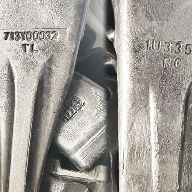 High Quality Tiger Long Tooth Forging Excavator Bucket Rock Teeth Construction Machinery Parts