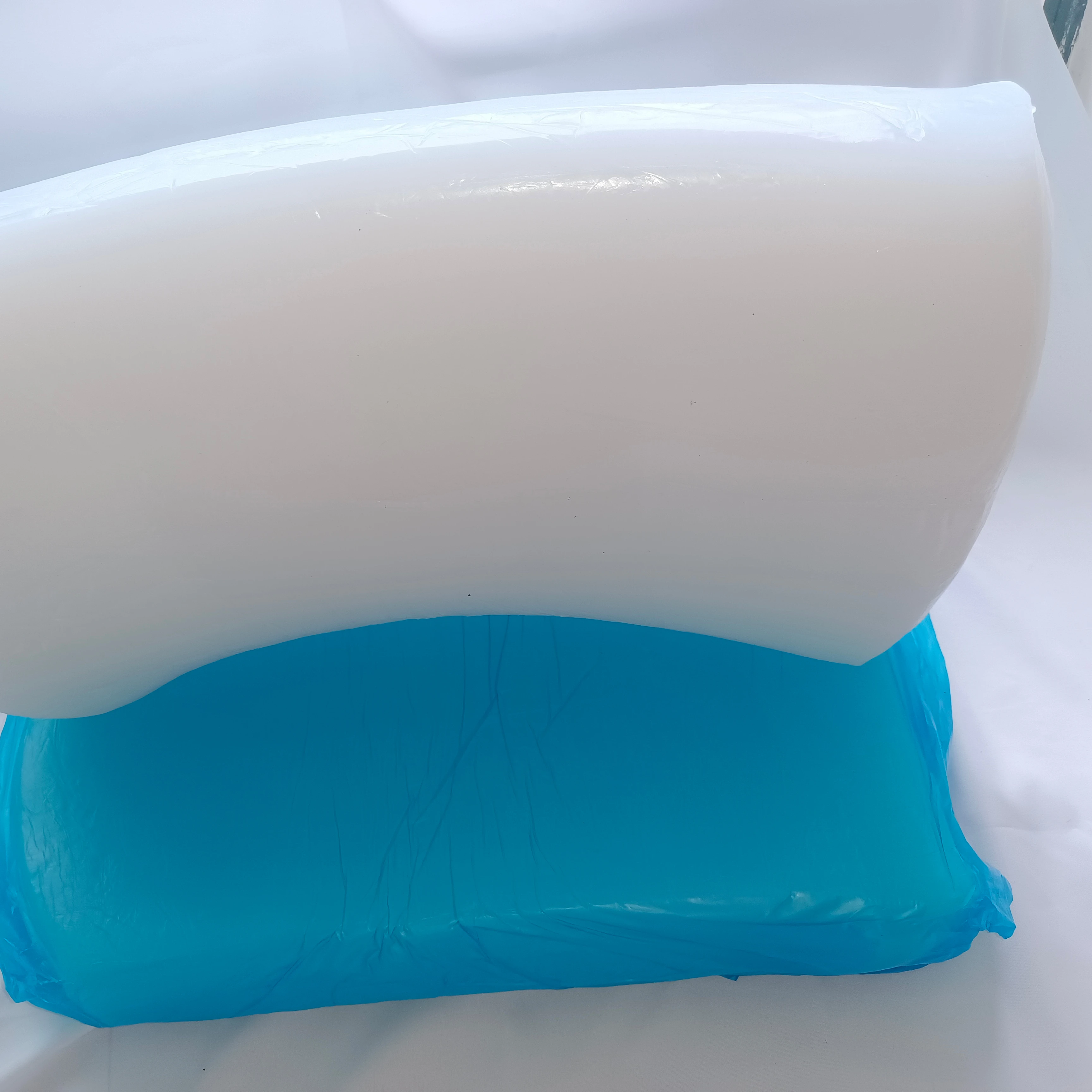 Manufacturer Direct Environmental Tastless HTV on High Temperature Resistance Food grade Silicone Rubber Raw Material