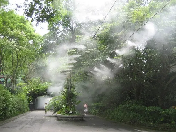 
High pressure fine poultry farm plant misting system for patio mushroom garden restaurant humidification and cooling 