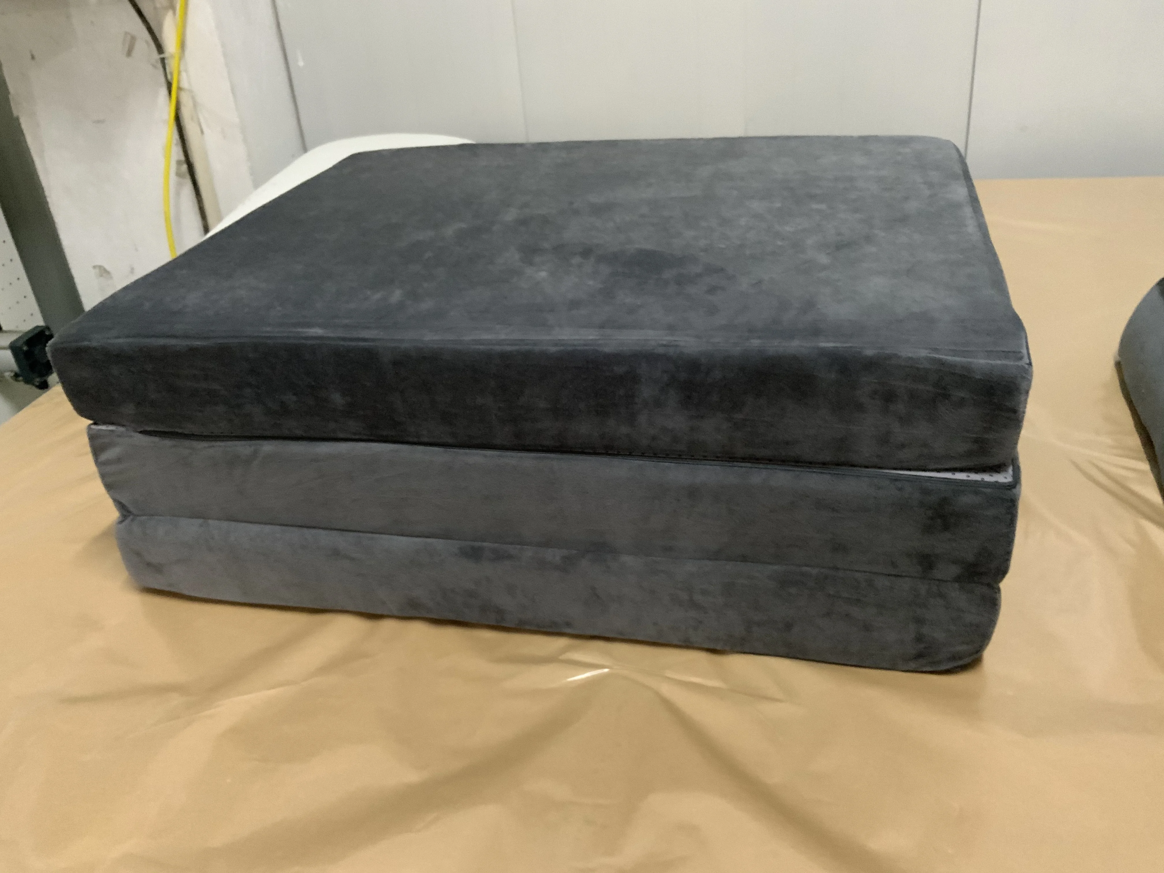 Tri-fold Fabric Sofa Lounge Chair Portable Kid Play Sponge Foam Mattress for Bedroom or Hospital Use