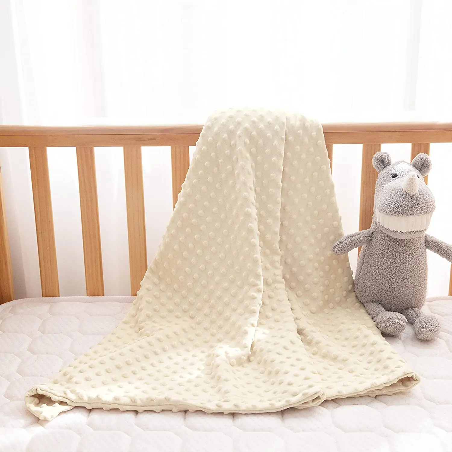Throw Blanket Fleece Blanket Bedding Best for Sofa Crib Travel Super Soft Flannel Baby DOT Plush Machine Wash Modern All-season