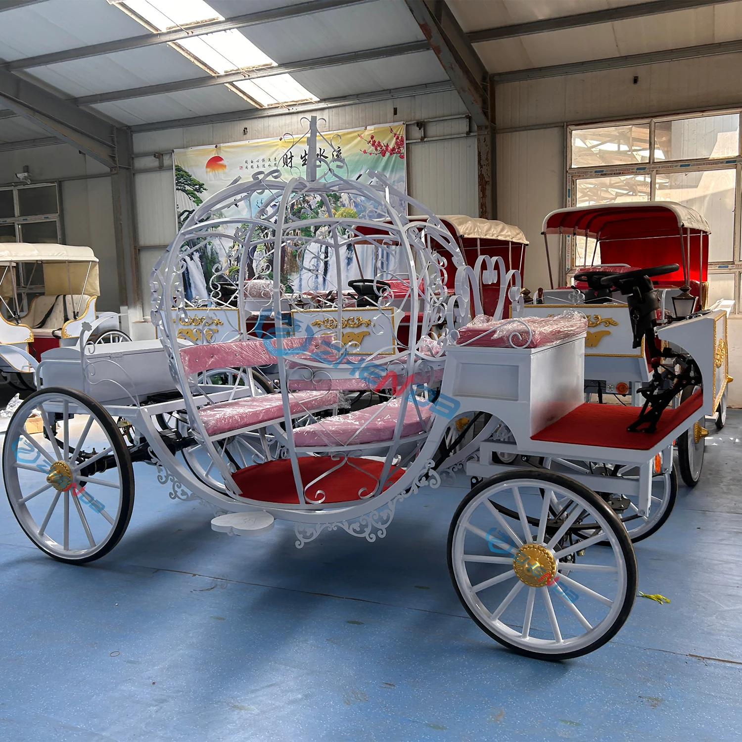 Cinderella Carriage Christmas Decoration Carriage Vintage Carts Pumpkin Horse Carriage Wedding Electric Cart on Sale