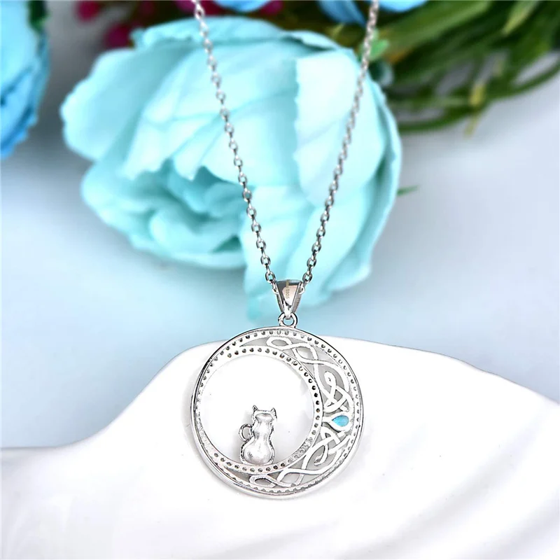  Ожерелье из серебра 925 пробы с кубическим
