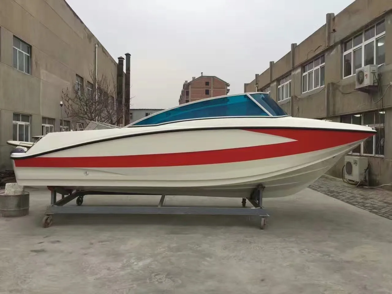 
12 persons 720 fiberglass passenger boat 