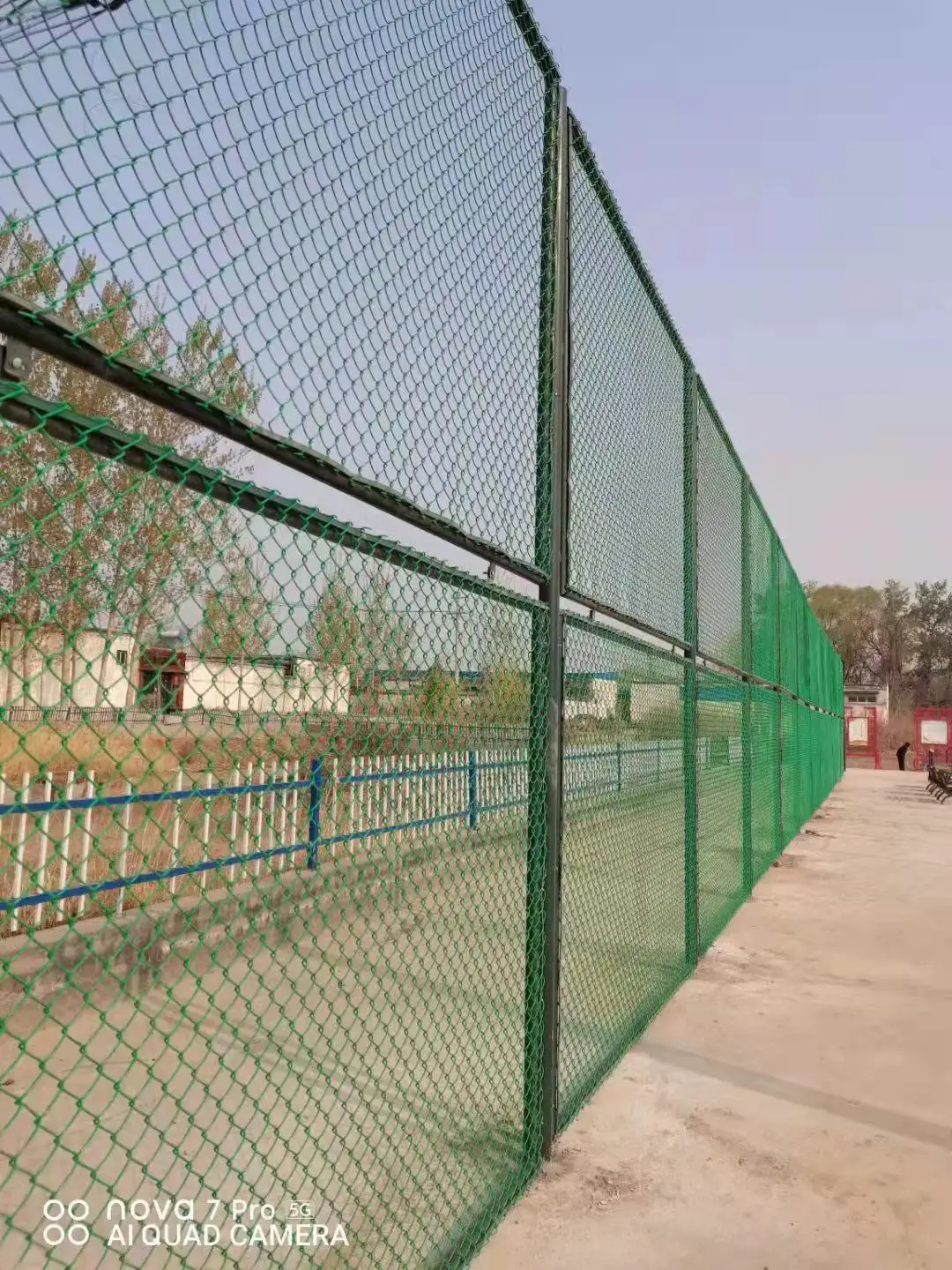 8 foot chain link fence wall diamond mesh cyclone fence chain link